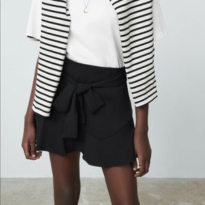 Zara Bow Trim Skort